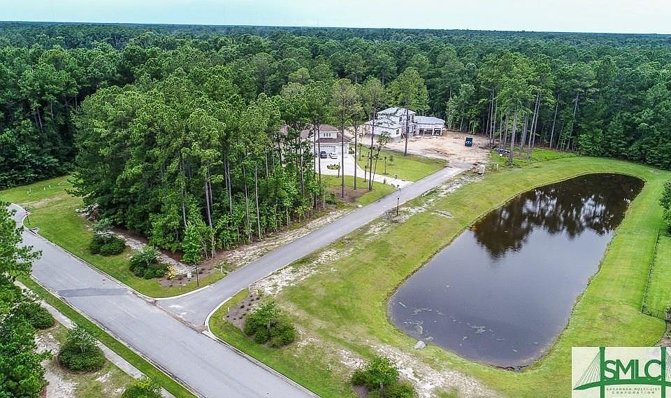 1st image of 129 Lake Heron Ln