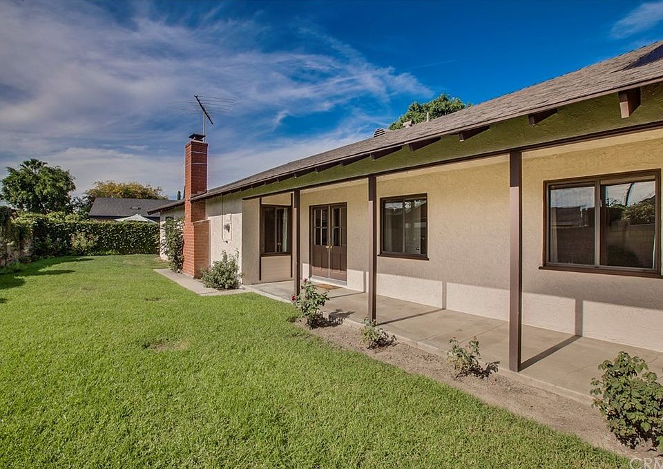 1st image of 4632 E Meadowglen Dr