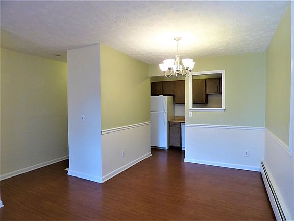 5th image of 4903 Chalet Dr #205
