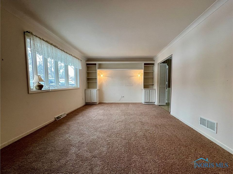 6038 Meadowvale Dr, Toledo, OH 43613 Zillow