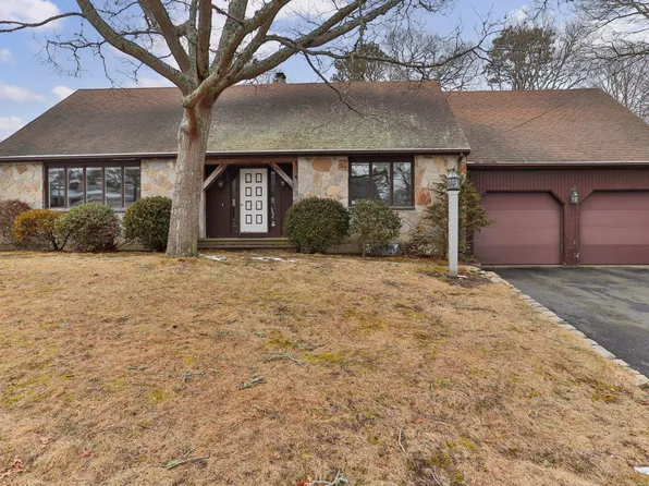 38 Carla Road, Hyannis, MA 02601