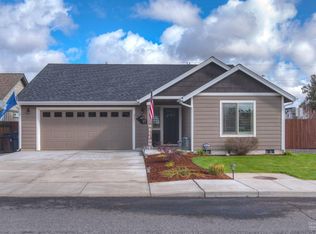 2751 SW Obsidian Ln, Redmond, OR 97756