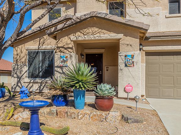 3rd image of 543 E Sterling Canyon Dr