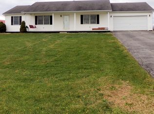 4042 Pleasant Ridge Rd, Maysville, KY 41056