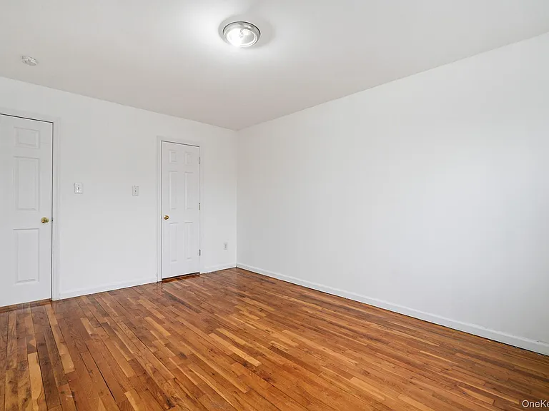 1466 Shore Dr #3 — Photo 9