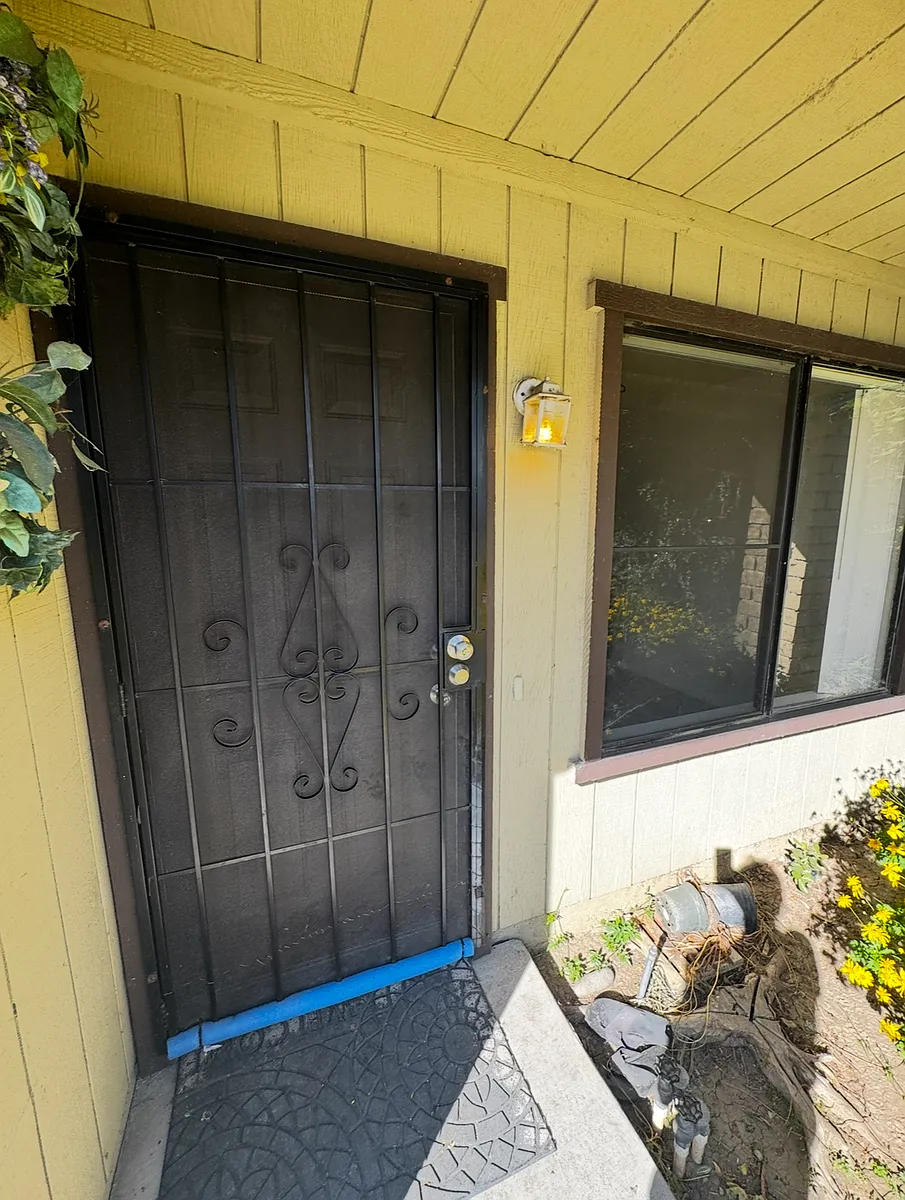 Building Photo - 2745 Canyon Creek Dr