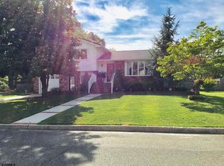 3 Royal Ave, Egg Harbor Township, NJ 08234