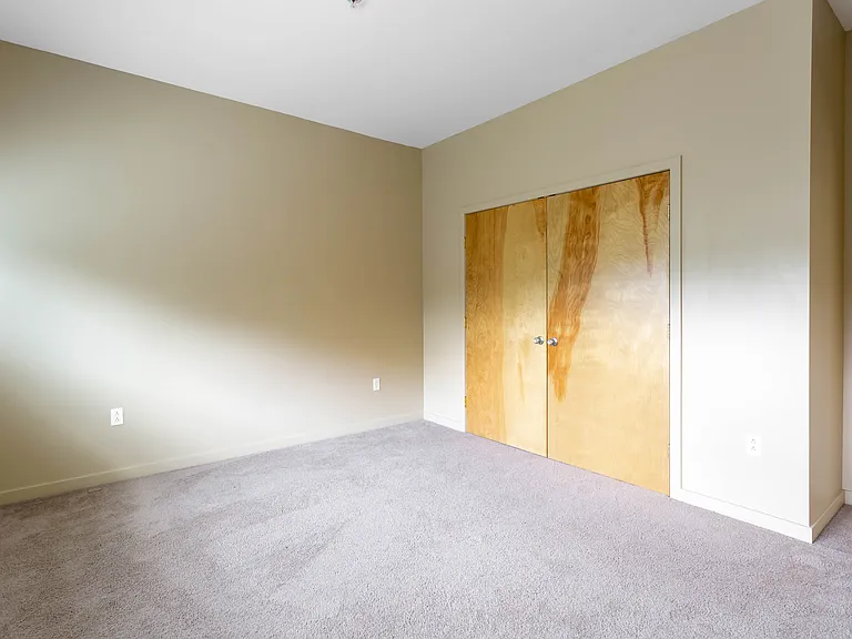 Cayuga Lofts — Photo 27