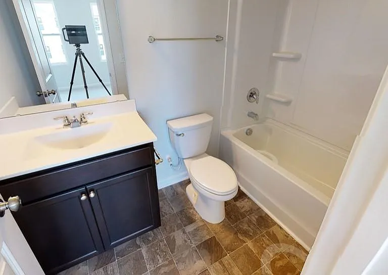 3rd Floor - Full bath for bedroom #3
