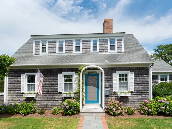 3 Franklin St, Nantucket, MA 02554