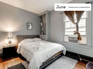 2270 Cathedral Ave NW #1-2B, Washington, DC 20008