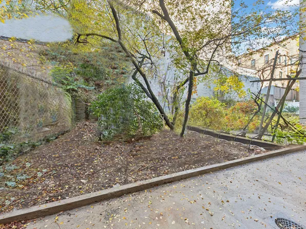 282 Convent Avenue image 13 of 13