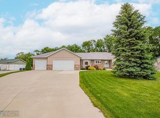 1962 53rd Ave N, Moorhead, MN 56560