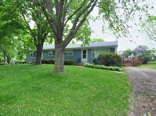 5285-5287 Corner, Milwaukee, WI 53259