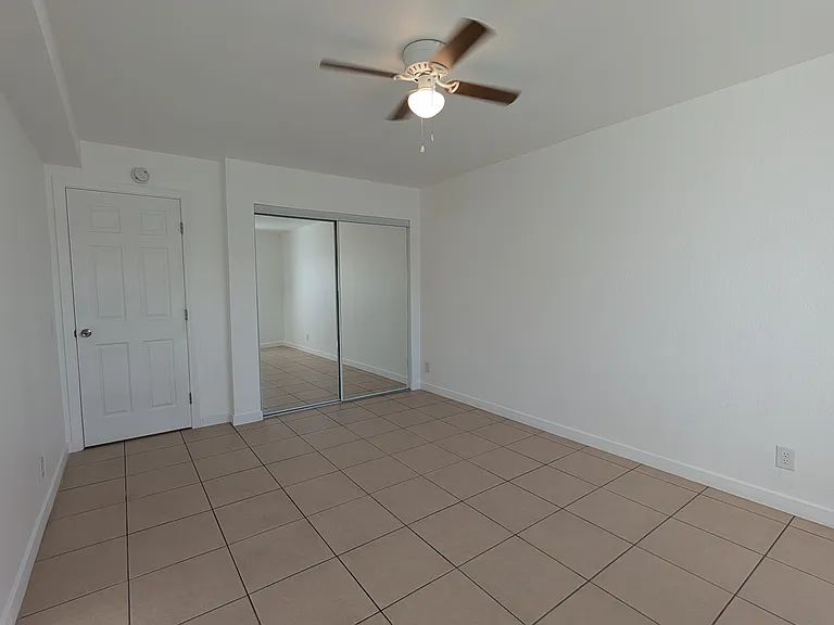 1422 Peckham St #AA — Photo 10