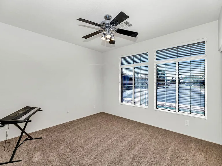 3382 W Harrison St — Photo 16
