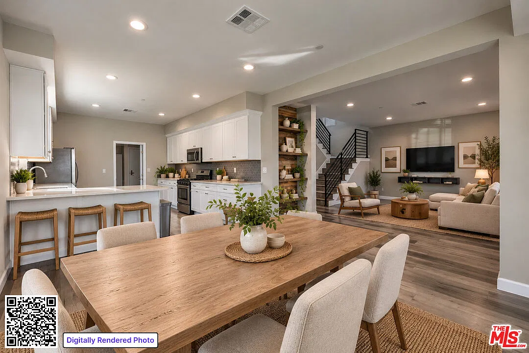 4 bed, 4.5 bath, 2095 sqft, $5,395 — Photo 1