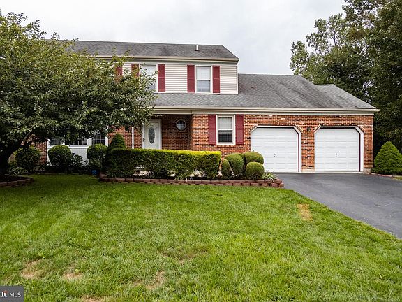 2nd image of 5 Gregg Ct
