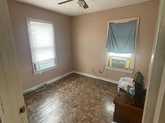 5th image of 609 W Nettie Ave #B
