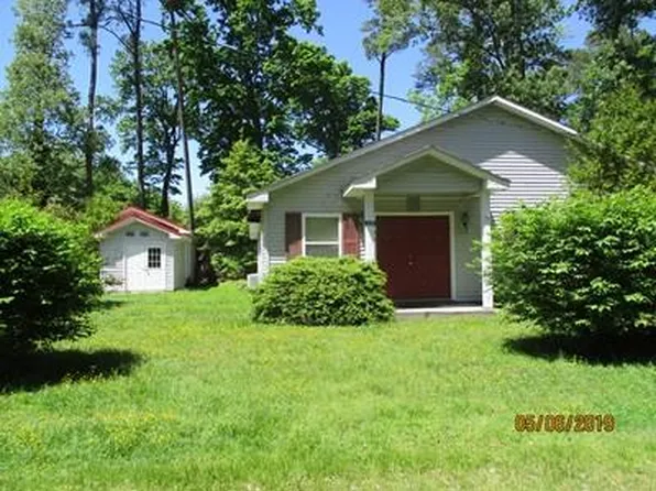 209 Davis Dr, Reedville, VA 22539