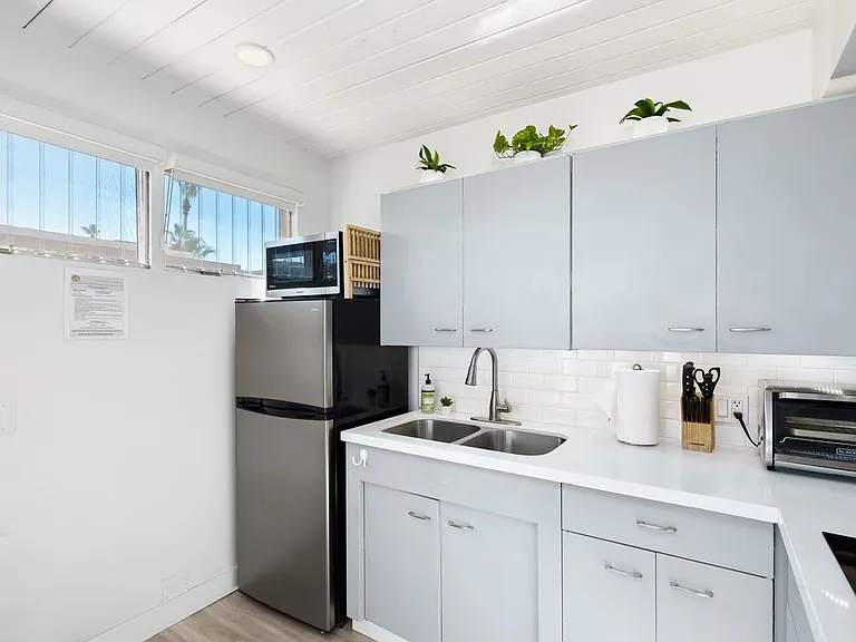 1111 E Palm Canyon Dr #221 — Photo 9