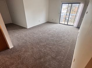 772 S Saginaw St APT 304, Lapeer, MI 48446