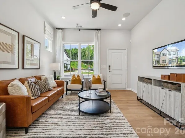 3173 Beacon Heights Rd, Indian Land, SC 29707