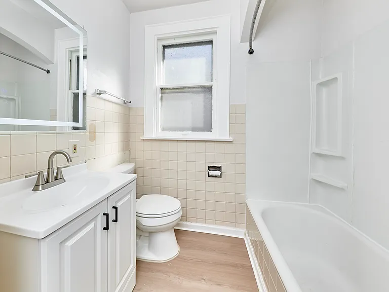 4673 Dewey Ave — Photo 4