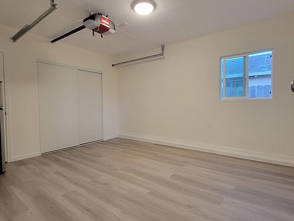 5th image of 829 4th Ave