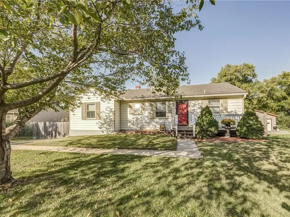 3604 N Chelsea Ave, Kansas City, MO 64117