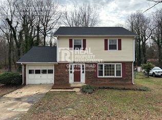 1690 Village Pl, Winston Salem, NC 27127