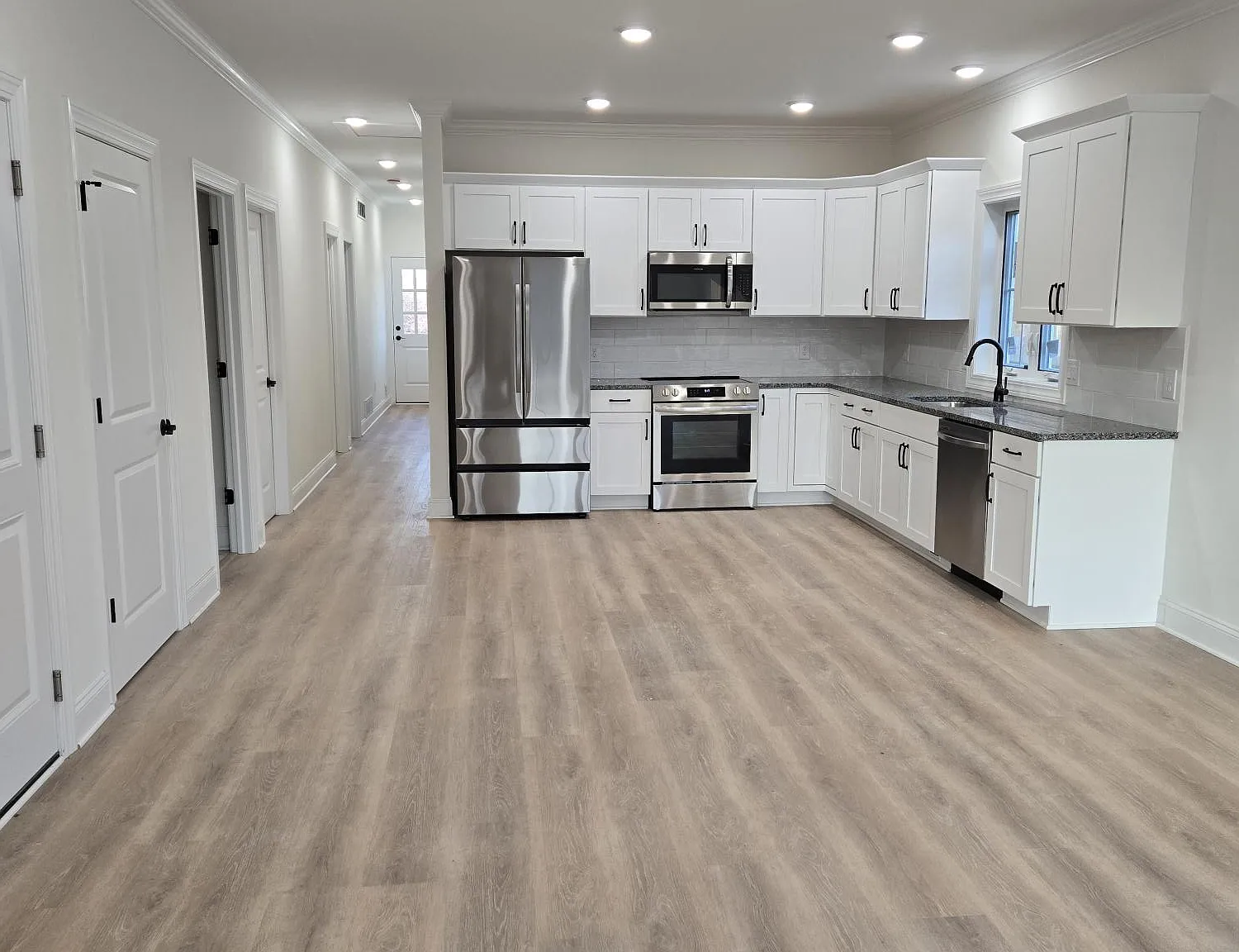 3 bed, 1500 sqft, $2,200 — Photo 1