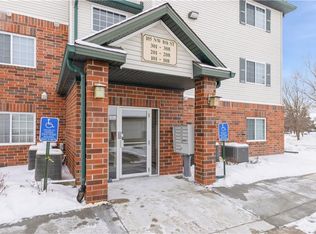 105 NW 8th St UNIT 104, Grimes, IA 50111