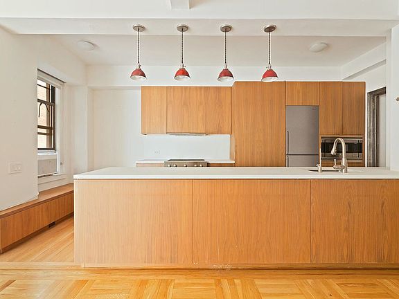 2nd image of 172 E 4th St APT 7D