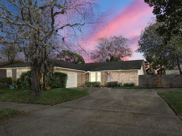 10241 N Walnut Bnd, Jacksonville, FL 32257