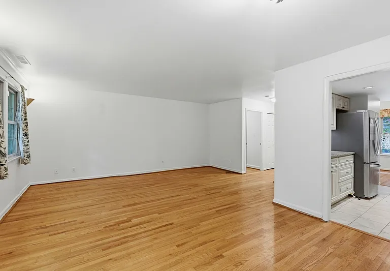 5918 Westchester Park Dr #1 — Photo 5