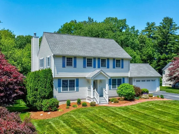 11 Thornton Dr, Burlington, MA 01803