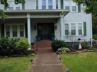 6074 Charleston Rd, Ripley, WV 25271