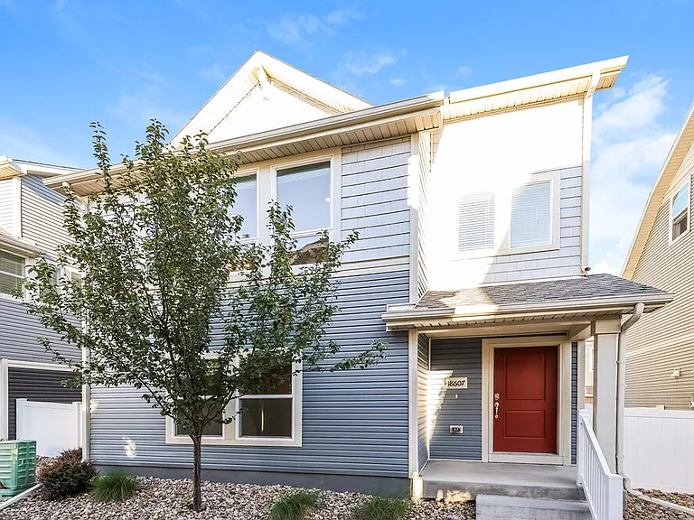 18607 E 47th Pl — Photo 5