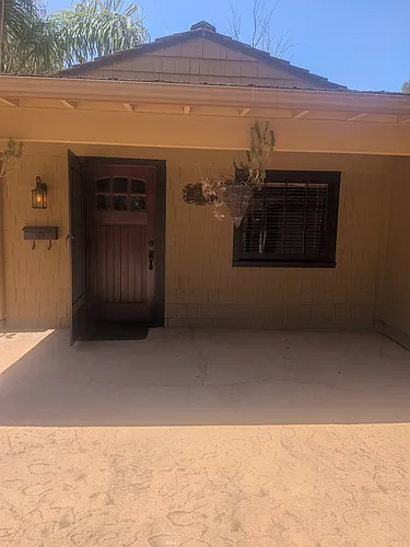 5648 Calzada Del Bosque Photo 1