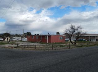 20519 E Bear Canyon Rd, Mayer, AZ 86333