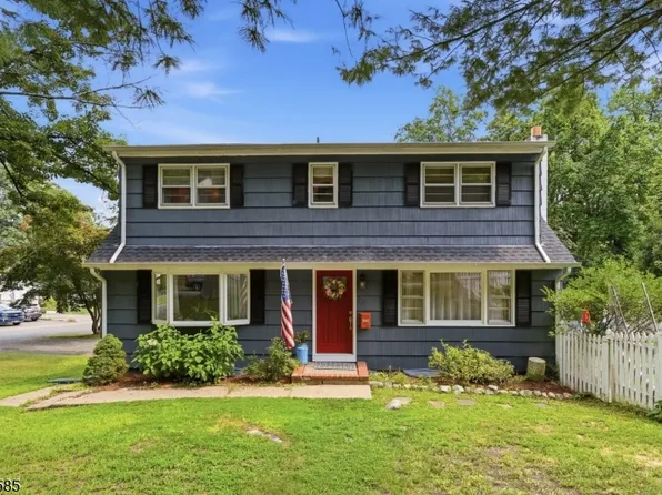 110 Truman Blvd, Oakland Boro, NJ 07436