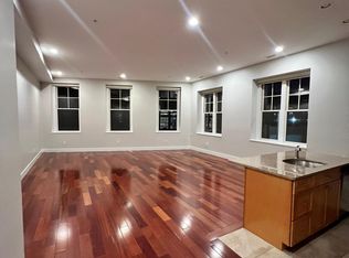 536 Harrison Ave #202, Boston, MA 02118