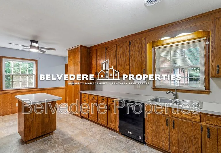 3931 Manila Rd — Photo 7