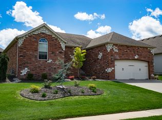 1776 W Lennox Dr, Springfield, MO 65810