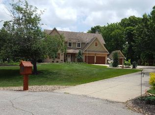 16685 Orchard Ln, Stilwell, KS 66085