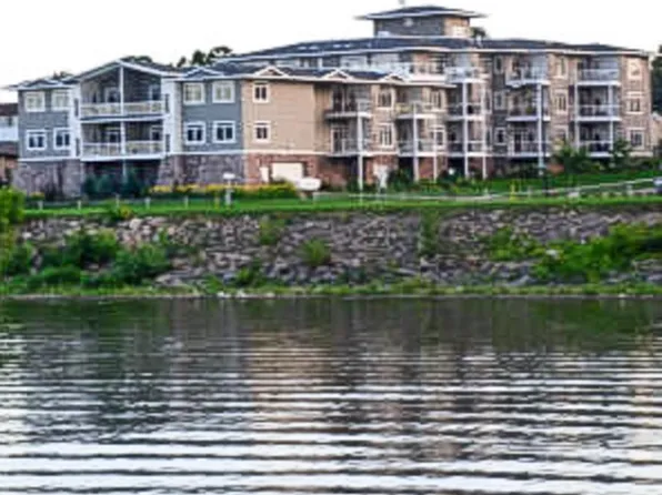 1215 N Lakeshore Dr Penthouse C, Lake City, MN 55041