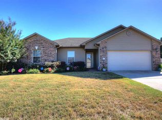 31 Chickasaw Dr, Austin, AR 72007
