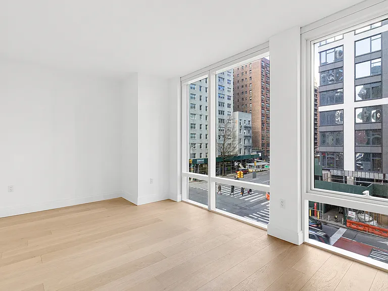 501 3rd Ave #5D — Photo 6