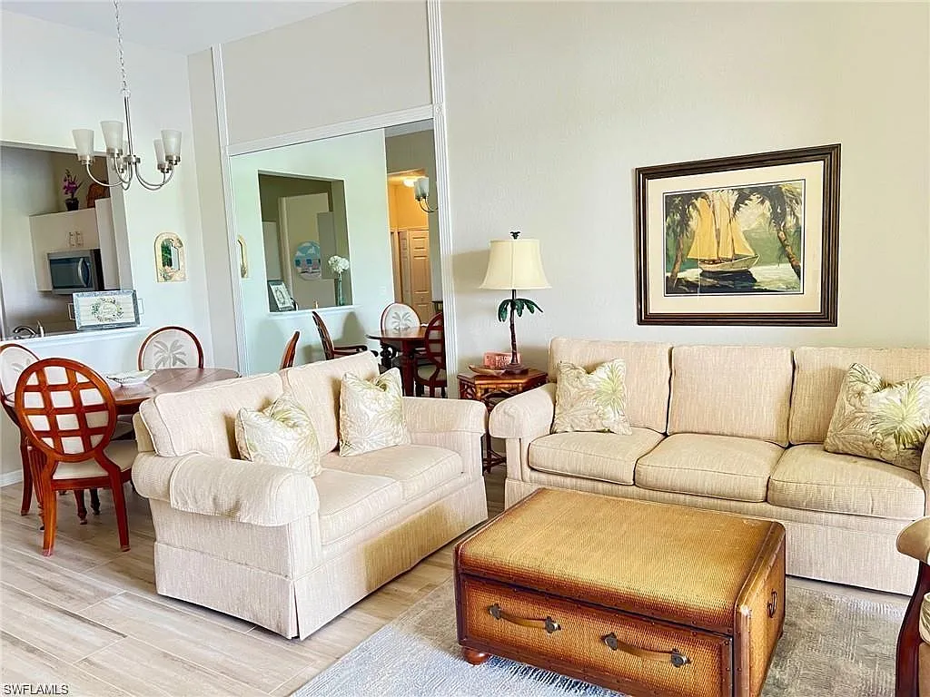 2 bed, 2.0 bath, 1183 sqft, $7,500 — Photo 2